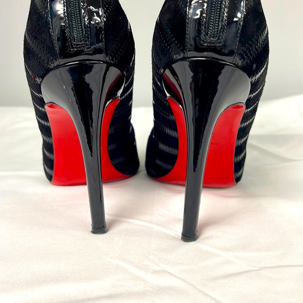 ❤️Authentic 🖤 Christian Louboutins mid calf Bootie - Picture 3 of 12